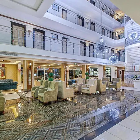 Sealife Family Hotell 5*