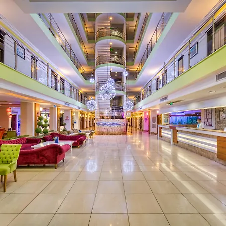 Hotel Sealife Family 5*