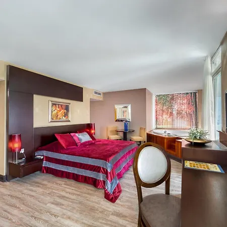 Hotel Sealife Family 5*