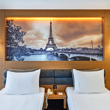 Sealife Family Hotel 5*