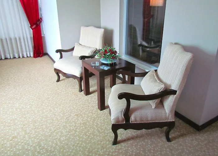 Sealife Family מלון 5*